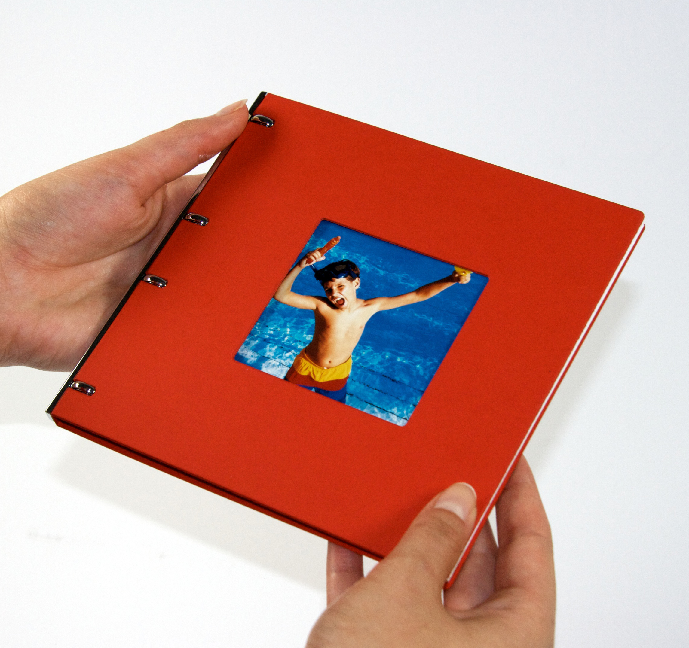 Fotokniha 20x20 - Červené desky s okénkem